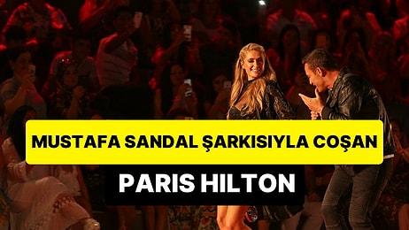 Mustafa Sandal'ın Söyleyip Paris Hilton'un Coştuğu Defile, Uzi Tartışmalarından Sonra Yeniden Gündem Oldu