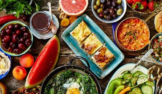 Discovering the Vibrant Vegan Landscape of Turkish Cuisine: Traditional Dishes, Top Restaurants, and Ordering Tips
