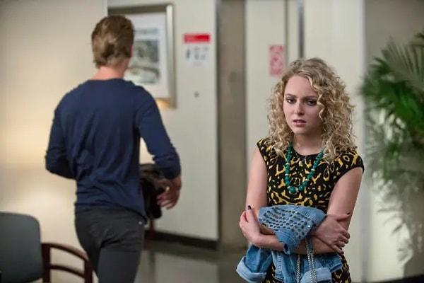 18. The Carrie Diaries (2013)