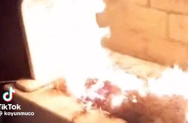Bir TikTok kullanıcısı sevgilisinin mezarının yandığı anları paylaştı.