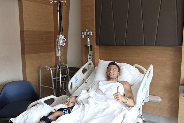 20. Geçirdiği trafik kazası sonrası saldırıya uğrayan Beşiktaşlı futbolcu Emrecan Uzunhan ameliyat edildi.