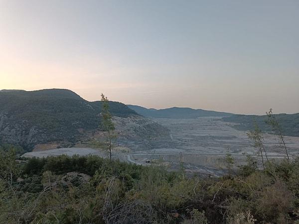 Muğla'nın Milas ilçesine bağlı İkizköy’deki Akbelen ormanlarında kömür maden sahasının genişletilmesi çalışmaları bölge halkının harekete geçiridi.