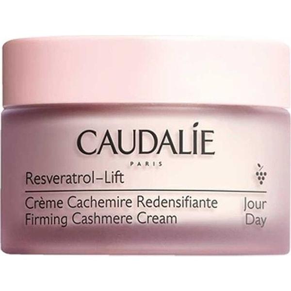 4. Etkili bir cilt bakım ürünü arayanlar için: Caudalie Resveratrol Lift Firming Cashmere Cream Cilt Bakım Kremi