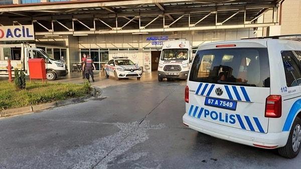 Zonguldak’ın Ereğli ilçesinde ev sahibi ile kiracı arasında çıkan kavgada başına keser darbesi alan bir kişi hastaneye kaldırıldı.