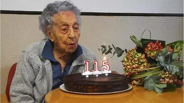 Guinness rekorlar kitabına göre ise şu anda dünyanın en yaşlı insanı 1907 doğumlu Maraa Branyas Morera.