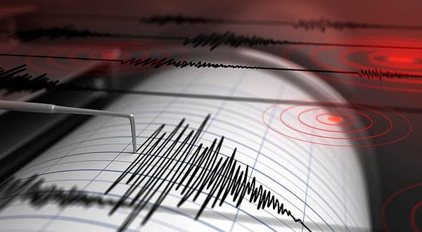 AFAD, depremin derinliğini 7.24 kilometre olarak açıkladı.