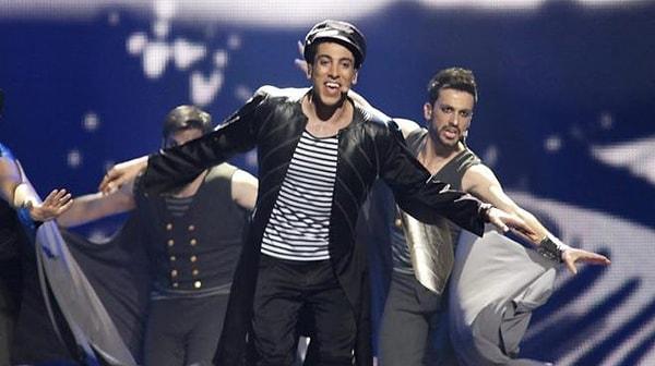 İzmirli Seferad Yahudisi bir aileden gelen sanatçı Can Bonomo, 2012 yılında Türkiye'yi Eurovision'da temsil etti.