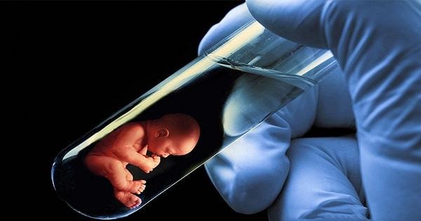 Tüp bebek uygulamaları son zamanlarda çok gelişti. Tüp bebek gibi uygulanan başka bir uygulama ise mikroenjeksiyon.