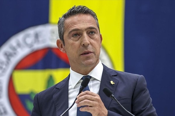Fenerbahçe’nin, transfer sezonu bitmeden toplam 3 oyuncu daha kadrosuna katacağı iddia ediliyor.