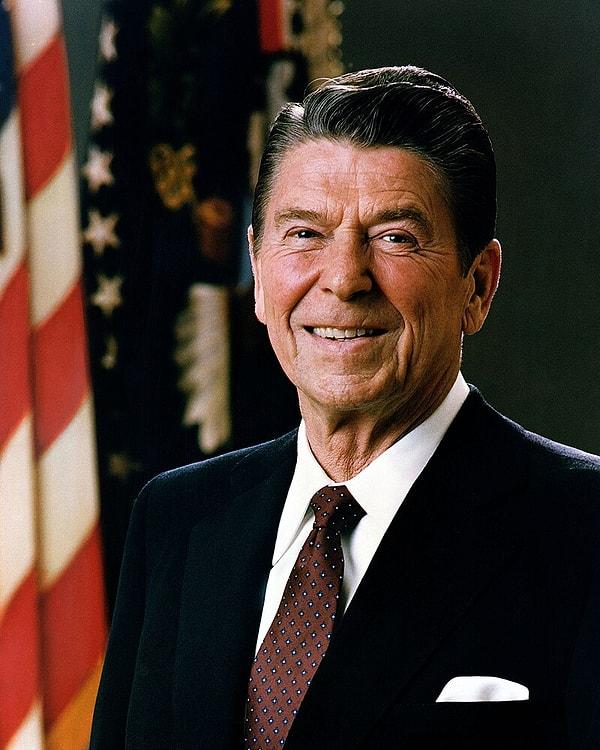 Ronald Reagan'ın SAG-AFTRA'nın öncüsü olan SAG'ın başkanlığını yaptığı 1960 yılından bu yana her iki sendika ilk kez birlikte greve gidiyor.