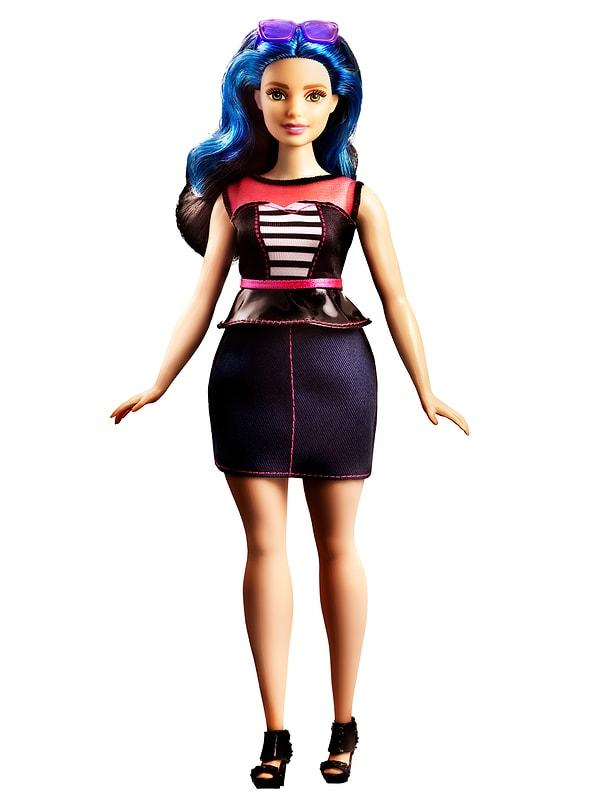 19. 2016'da ise Barbie sonunda daha gerçekçi vücut hatlarına da yer vermeye başladı.