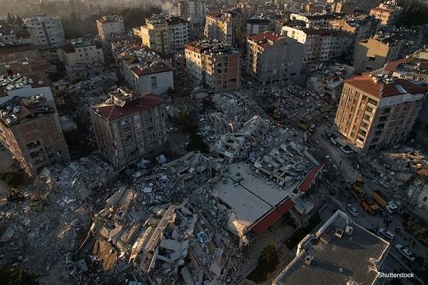 6 Şubat Pazartesi günü Kahramanmaraş'ta meydana gelen depremler hepimizin yüreğinde derin yaralar açtı.