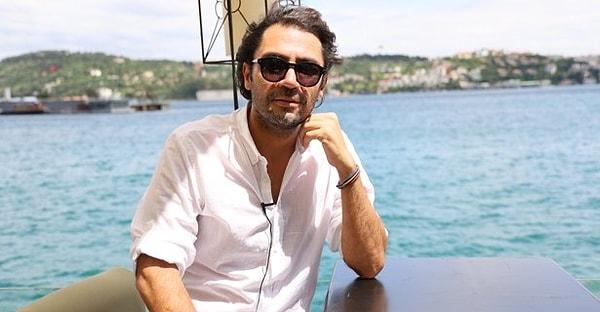 2003 yılında Bir Alo De isimli şarkı ile büyük bir hit yakalayan Yaşar İpek, son yıllarda sık sık magazinsel olaylarla gündeme geliyor.