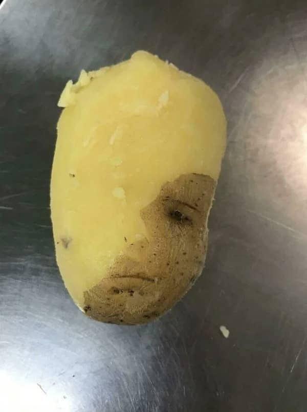 21. Groot'a benzeyen bu garip patates.