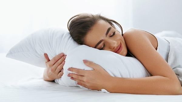 Yastık malzemesi, konforun yanı sıra alerjenlere karşı hassasiyetinizi de etkiliyor.