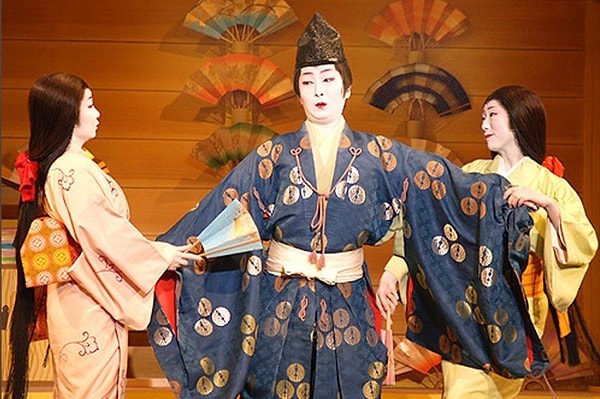 Taikomochi'ler birçok farklı özellikleriyle bilinmekteydi; eğlence ve danslar bunların sadece bir kısmıydı.