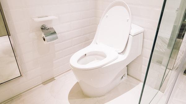 Tuvalet temizliği için bazı pratik ve doğal yöntemler bulunmaktadır. Bunlar: