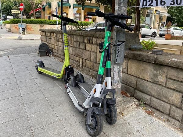 Ayrıca 2022 yılında alınan bir kararla 'scooter'ların hız limitleri 25 kilometreden 20 kilometreye çekilmişti.