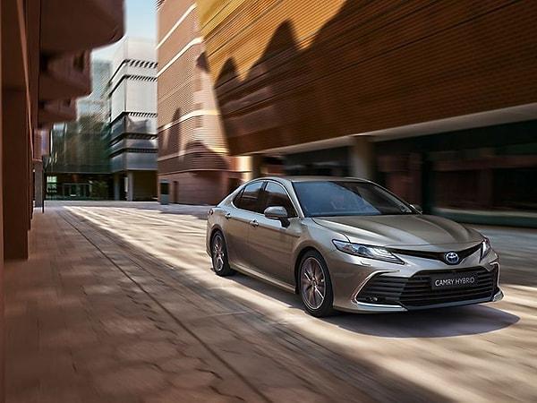 Toyota Camry fiyat listesi Eylül 2023