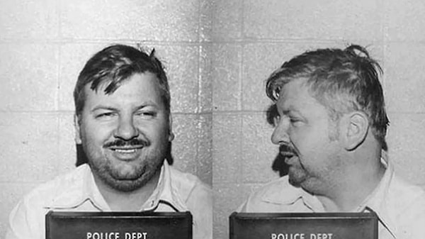 6. Sadist John Wayne Gacy, başkalarına acı vererek ve taciz ederek ölümlerine yol açan bir seri katildi. Gacy, çiftlik evinde en az 33 erkek ve genç erkeği öldüresiye işkence etmesiyle tanınıyor. Tutuklanmasından önce halk arasında palyaço olarak görev yaptığı için 'Katil Palyaço' ününü kazandı.