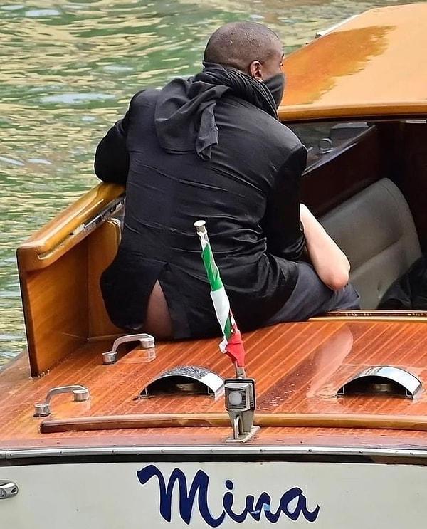 Kanye West ve eşi Bianca Censori uygunsuz hareketler sergiledikleri için Venedik su taksisi şirketi tarafından ömür boyu banlandılar.