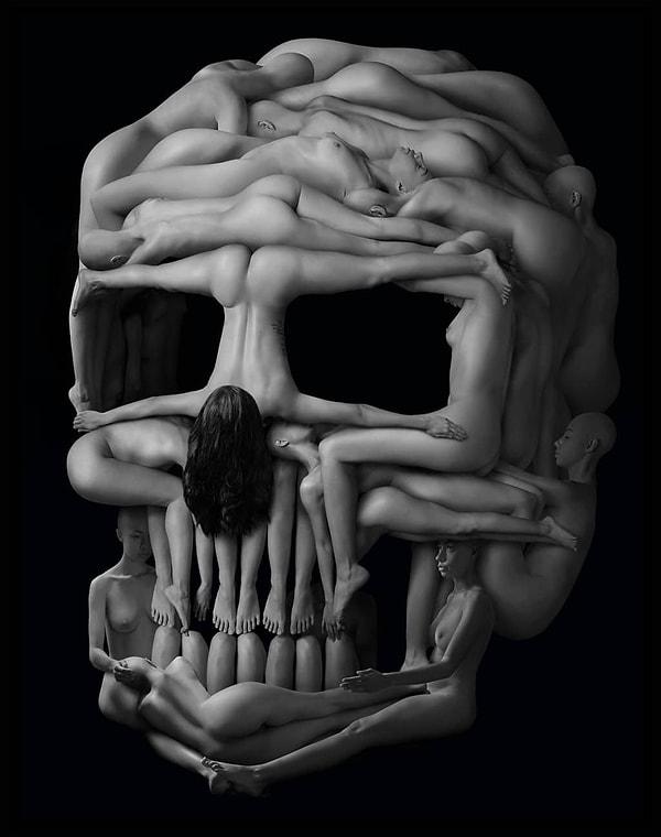 'Human Skull'- Alexander Sviridov/ Güzel sanatlar- Birinci