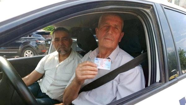 73 yaşındaki Sebahattin Bozbulut, 30. denemesinde ehliyetini en nihayetinde alabildi.