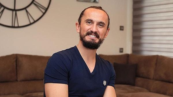2016 yılında Sakaryaspor'un teknik direktörlüğüne getirilen Şanlı, halen takımının başındadır.