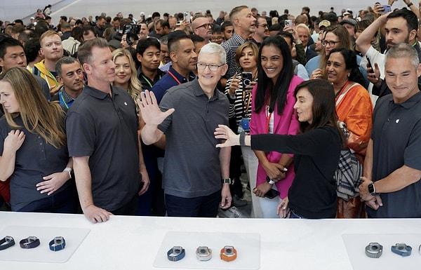 ABD'li teknoloji devi Apple, Wonderlust etkinliği ile dün gece iPhone 15 serisini görücüye çıkardı.