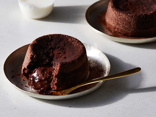 Chocolate lava cake