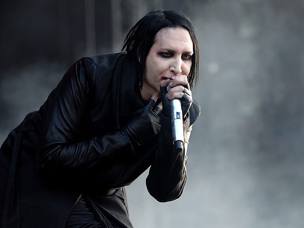 Marilyn Manson, 1994 yılından bu yana müzik kariyerinde 11 albümle dinleyicilerin karşısına çıktı.