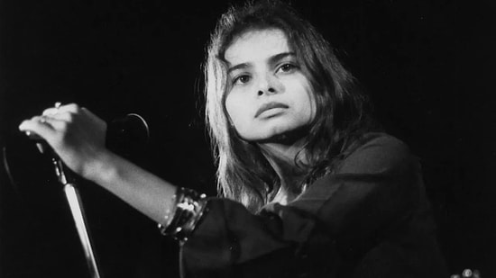 Mazzy Star’ın Yeni Bir Şeyler Dinlemek İsteyenler için 13 Şarkısı