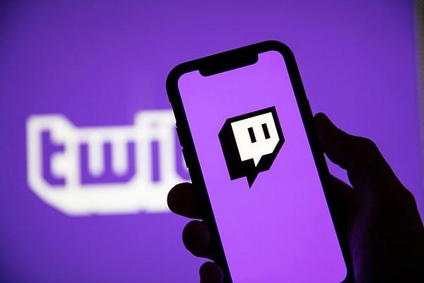 Twitch her ne kadar özellikle oyun yayınlarıyla özdeşleşmiş olsa da kullanıcılar platformda akıllarına gelen neredeyse her konuda yayın yapabiliyorlar.
