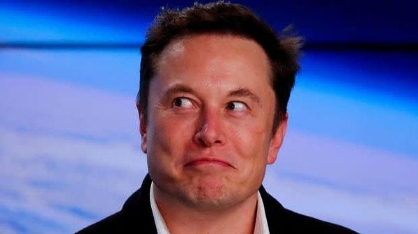 Elon Musk malumunuz... Twitter'ı, pardon X'İ, satın aldığından beri yerinde rahat durmuyor!