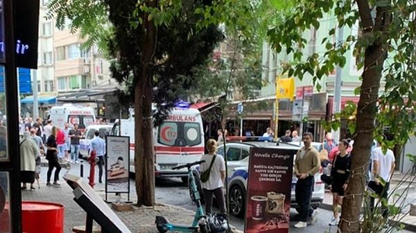 Saldırıya uğrayan Ayhan Yılmaz belinden, kafede müşteri olarak bulunan Sabriye B. ve Fahri T. bacaklarından yaralanırken olay yerine polis ve sağlık ekipleri gönderildi.