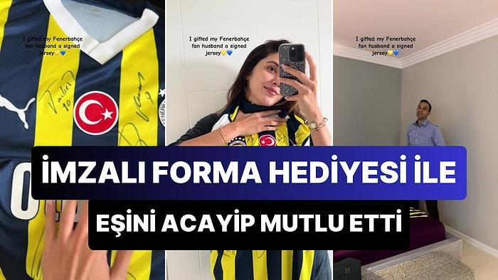 Fenerbahçe Taraftarı Eşine İmzalı Forma Hediye Eden Kadının Eşini Acayip Mutlu Ettiği Anlar