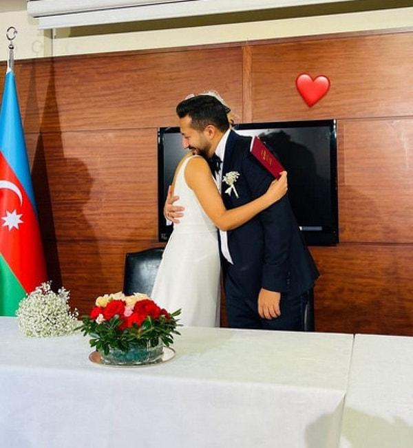 Öykü Gürman ve Fatih İçmeli çifti, 21 Ekim Cumartesi günü Bakü'de nikah masasına oturdu.