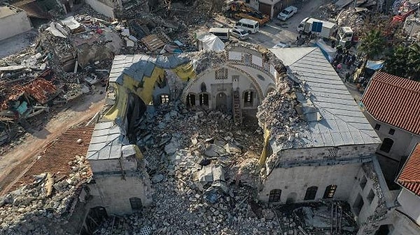 Depremin yaklaşık 200. gününde "yerinde dönüşüm" projesi başlatılmıştı.