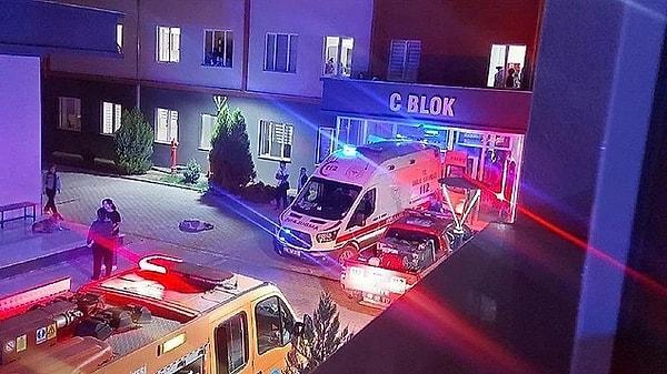 Gece saatlerinde Aydın'da bulunan KYK Güzelhisar Kız Öğrenci Yurdu'nda meydana gelen asansör kazasında bir öğrenci hayatını kaybetti, 15 öğrenci de yaralandı.