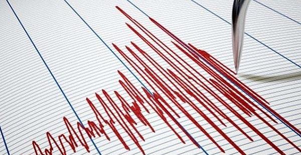 AFAD'dan yapılan açıklamada Denizli'de meydana gelen depremin büyüklüğü 4.1 olarak duyuruldu.
