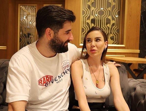 Sosyal medya fenomeni Esin Çepni'nin, fenomen eşi Bilal Hancı tarafından aldatıldığını paylaşması bugüne damgasını vurdu.
