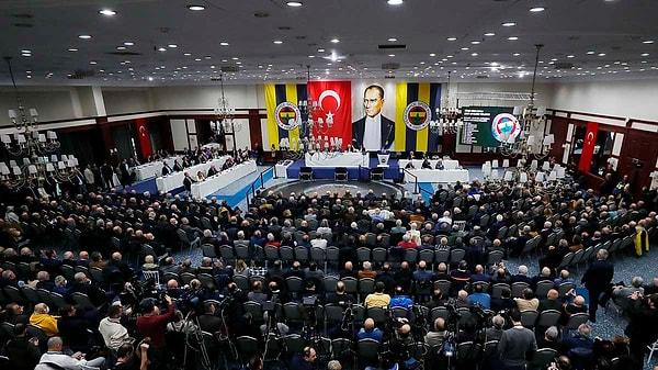 Fenerbahçe Spor Kulübü'nde Divan Kurulu Toplantısı devam ediyor.