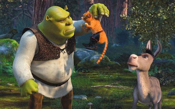 Bir NBC stajyerinin Shrek 5’in 2025 için hazırlandığını yanlışlıkla ifşalaması üzerine de heyecanlı bekleyiş başladı.