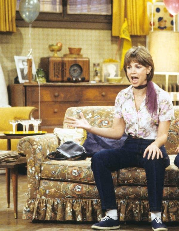 14. 1982 yılında, Cindy Williams, "Laverne & Shirley" dizisinin son sezonu için kontratını imzalama zamanı geldiğinde, doğum tarihinde gerçekleşecek bir çalışma programı yapıldığını gördü.
