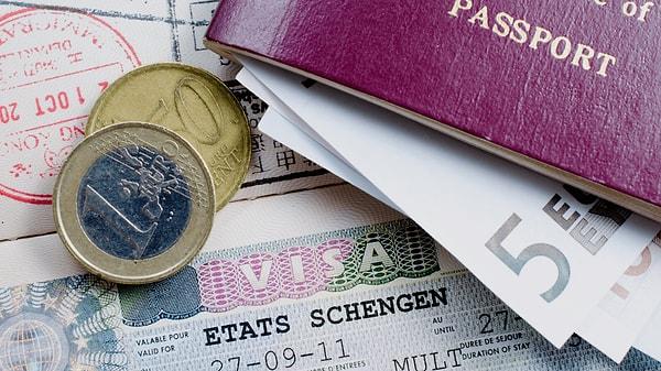 Schengen ülkelerinin konsolosluklarına, sadece ilk kez vize başvurusu yapanlar, biyometrik verileri geçerli olmayanlar ve yeni pasaport alanlar gitmek zorunda kalacak.