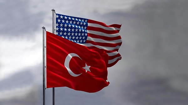 Eğitim, iş ya da farklı sebeplerle Amerika'ya yerleşen Türkler sosyal medyada yayınladıkları videolar ile seslerini duyurmaya çalışıyor.