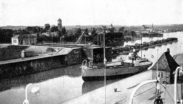 Kiel Kanalı'nın inşaatı 1895 yılında tamamlandı.