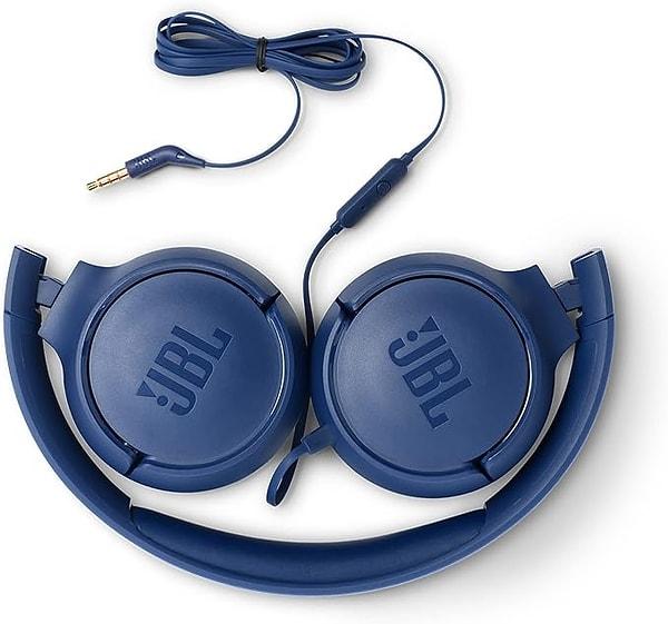 1. Ses kalitesi ve yumuşak süngerleri ile size gün boyu konser atmosferini yaşatacak olan indirimli JBL Tune 500 kulak üstü kulaklık.