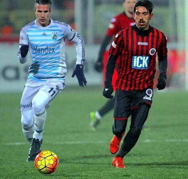 Gençlerbirliği Altyapısında yetişen İrfan Can Kahveci, dün akşam Sivasspor ağlarına gönderdiği gol öncesi attığı çalımla herkesi kendisine hayran bıraktı.