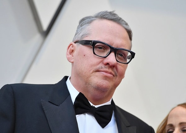 Yönetmen Adam McKay, projenin siyasi yelpazenin her iki tarafına da hitap edeceğini söylemişti. Ancak senaryoyu okuyan herkesin aynı fikirde olmadığı söyleniyor.